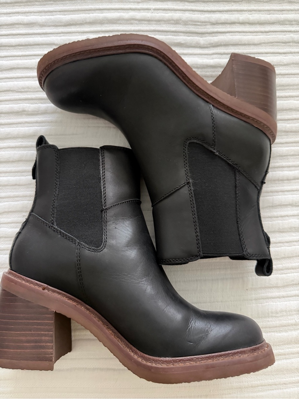Crown Vintage Black Leather Chelsea Block Heel Booties
